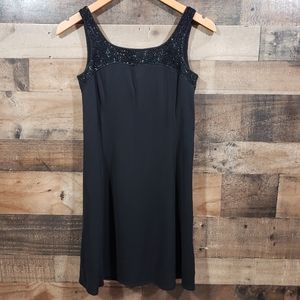 Bieff‎ Basix vintage 100% silk dress with beautiful beaded detail woman's size 2